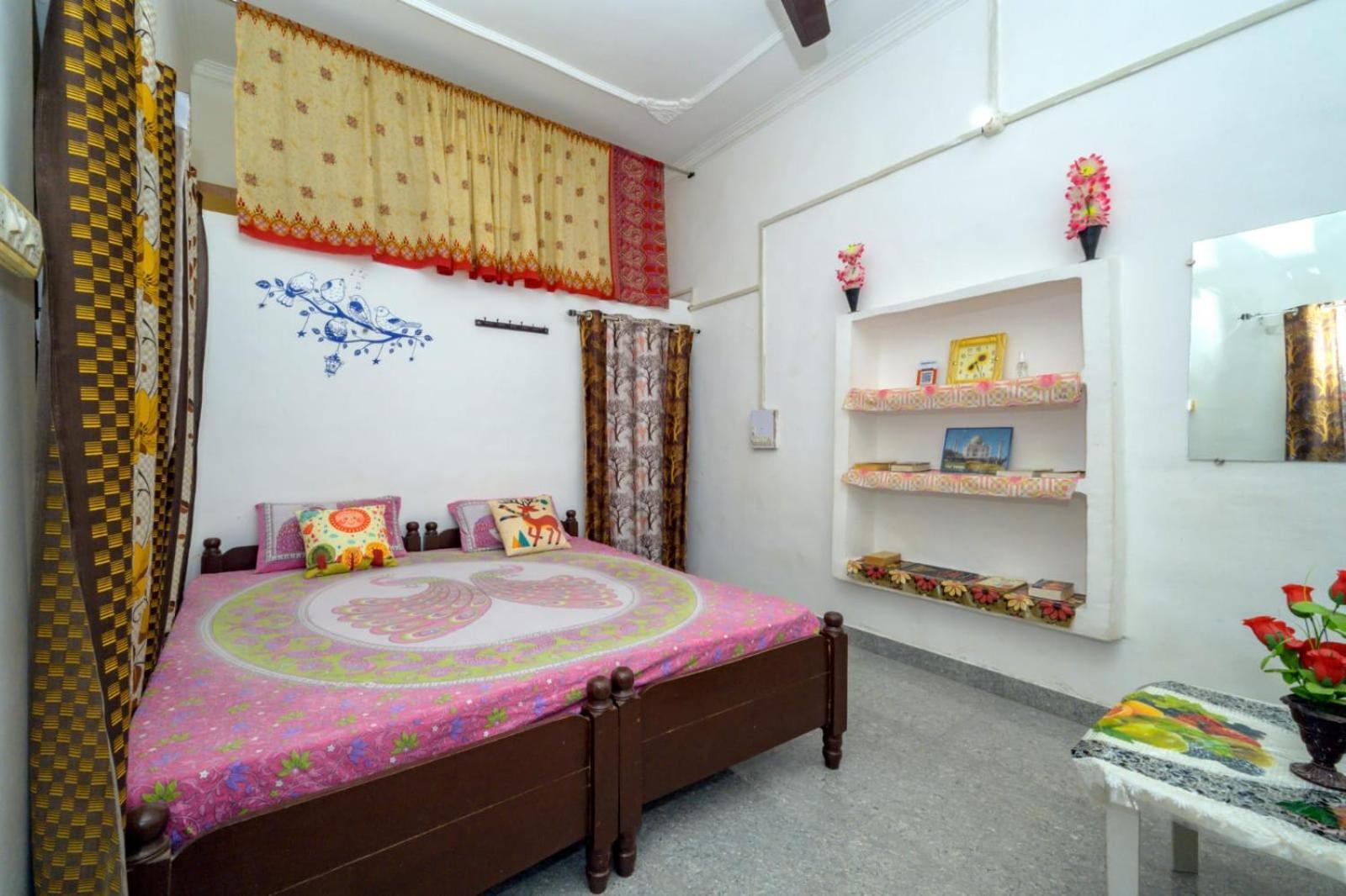 Khajuraho Homestay Eksteriør billede